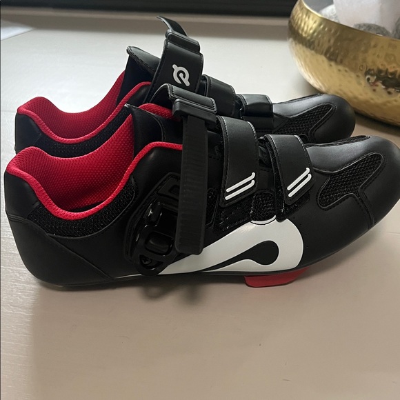 Peloton Women’s Bike Shoes Size 39 - Picture 3 of 5